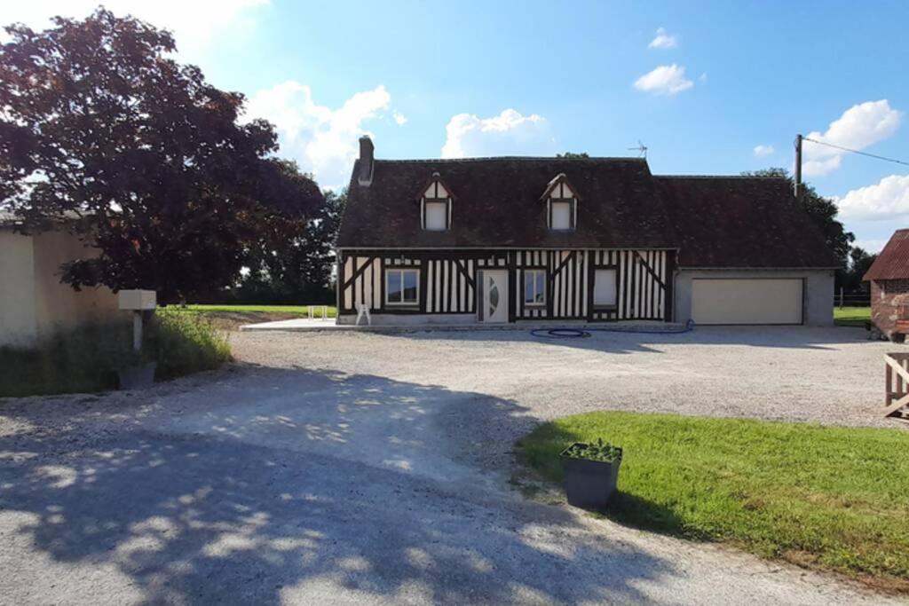Maison En Colombage Renovee La Fontenelle (Loir-et-Cher) Exterior foto